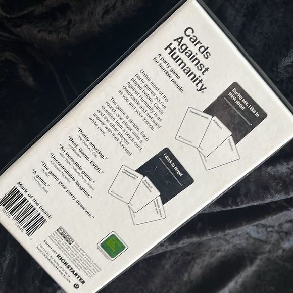 Cards against humanity - Picture 2 of 2